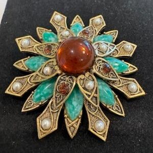 Art signed Vintage brooch